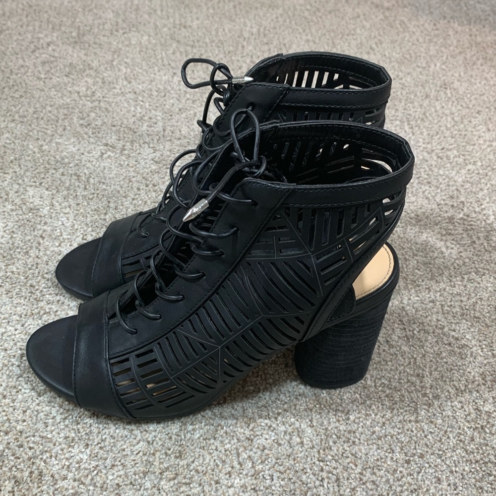 Sam Edelman Roco Lace Up Black Heeled Sandals. - Picture 3 of 9